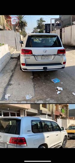 تۆیۆتا لاند کروزەر